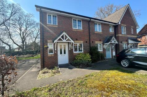 2 bedroom end of terrace house for sale