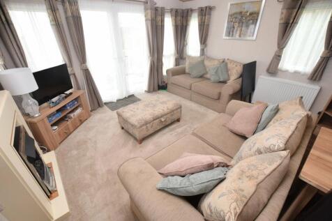2 bedroom detached house for sale