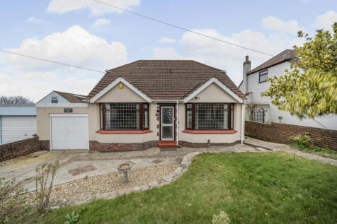 4 bedroom bungalow for sale
