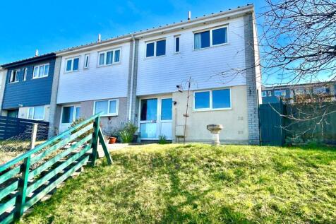 3 bedroom end of terrace house for sale