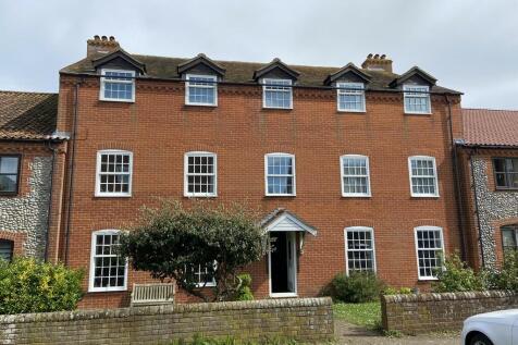 Runton House Close, Cromer NR27 2 bed apartment for sale