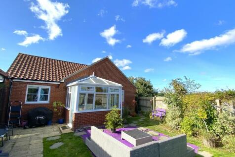 3 bedroom detached bungalow for sale