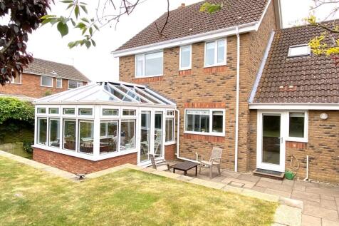 Seaview Crescent, Norfolk NR26 4 bed detached house for sale
