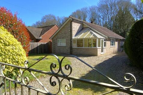 Warren Road, Holt NR25 2 bed detached bungalow for sale