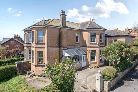 6 bedroom semi-detached house for sale