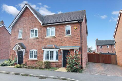 3 bedroom semi-detached house for sale