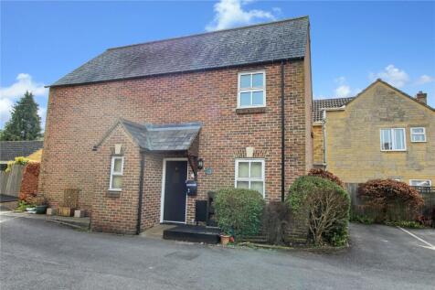 Buthay Court, Rope Yard, Swindon SN4 2 bed maisonette for sale