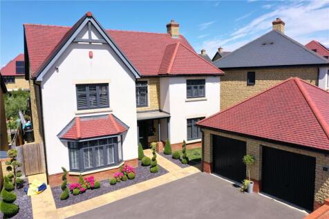 Amethyst Road, Wiltshire SN25 5 bed detached house for sale
