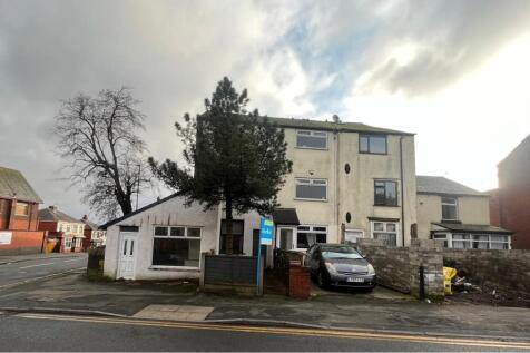 Church Road, Bolton 4 bed end of terrace house for sale