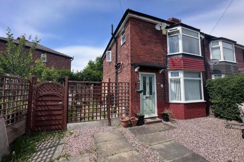 Waverley Crescent, Droylsden 3 bed semi