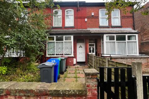 5 bedroom terraced house for sale