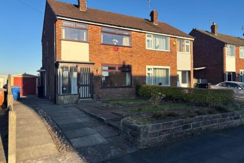 Bosden Avenue Hazel Grove, Hazel Grove 3 bed semi