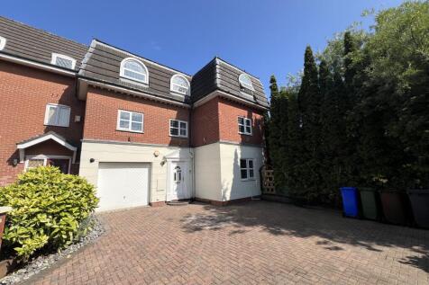 5 bedroom town house for sale