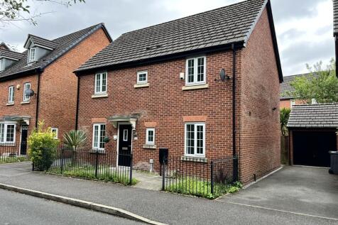 4 bedroom detached house for sale