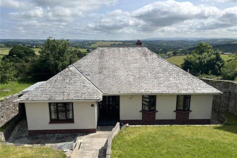 Tamar Terrace, Cornwall PL15 3 bed bungalow for sale