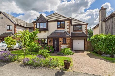 Silvanus Jenkin Avenue, Cornwall PL14 4 bed detached house for sale