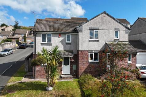 Oaklands Road, Cornwall PL14 3 bed end of terrace house for sale