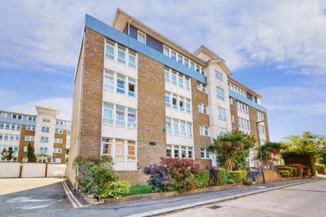 Warren Fields, Valencia Road... 2 bed apartment for sale