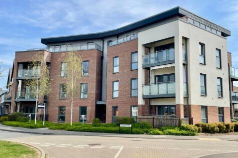 32 Harvard Way, Milton Keynes, MK10 2 bed apartment for sale