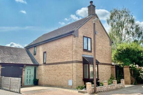 Booker Avenue, Bradwell Common... 5 bed link detached house for sale