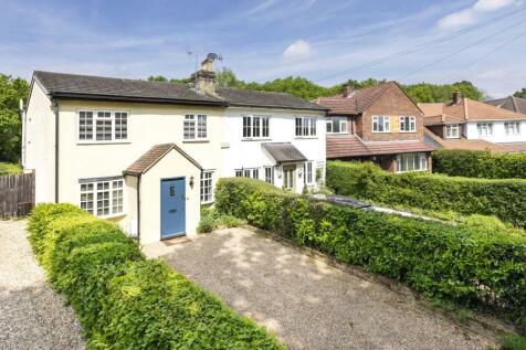 4 bedroom semi-detached house for sale