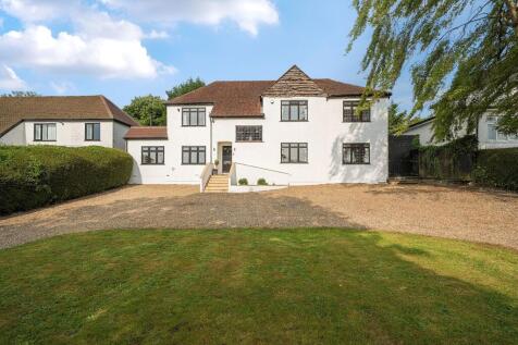 5 bedroom detached house for sale