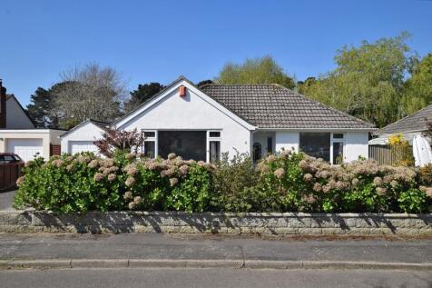 Greenfield Gardens, Barton On Sea... 3 bed detached bungalow for sale