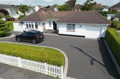 Cliffe Road, Barton On Sea, New... 3 bed detached bungalow for sale