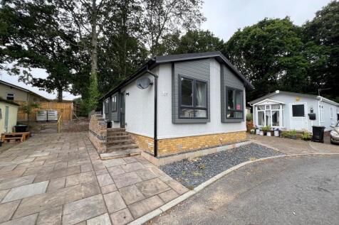 2 bedroom mobile home for sale