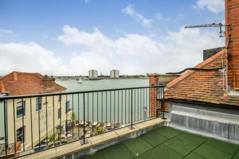 2 bedroom town house for sale