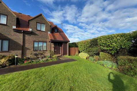 ALVESTON, NR BRISTOL 2 bed end of terrace house for sale