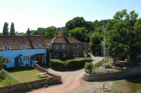 Pin Mill, Near Ipswich, Suffolk 3 bed cottage for sale