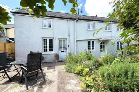 Silver Street, Honiton EX14 3 bed semi