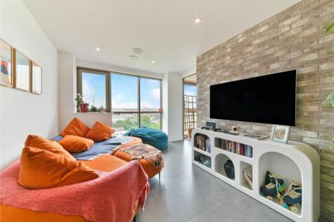 White Post Lane, London, E9 2 bed apartment for sale