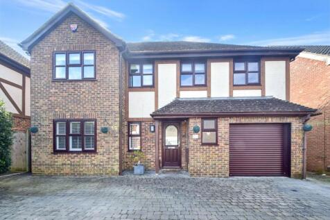 Barncroft Drive, Hempstead... 4 bed detached house for sale