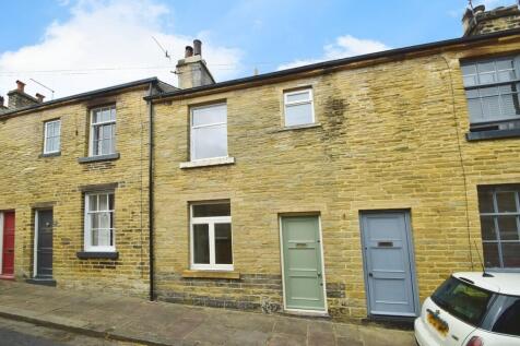 Whitlam Street, Bradford BD18 2 bed terraced house for sale