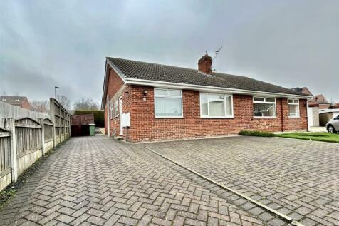 2 bedroom semi-detached bungalow for sale