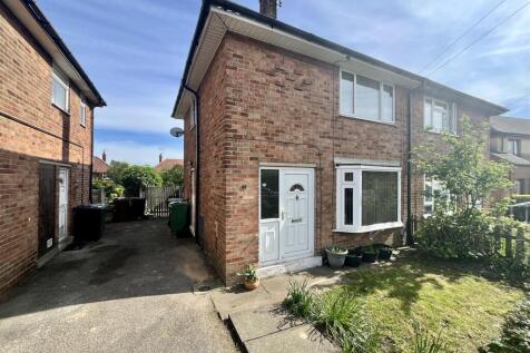 Sycamore Avenue, Kippax, Leeds 2 bed semi