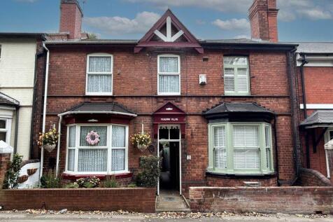 Victoria Road, Wednesbury 3 bed terraced house for sale