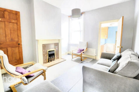Hugh Road, Coventry 2 bed terraced house for sale