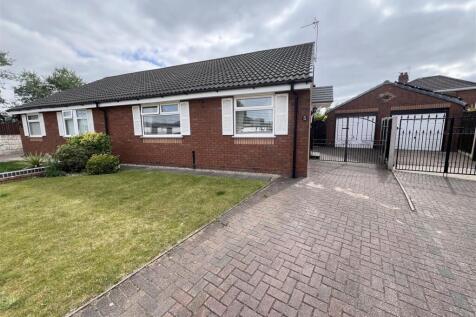 2 bedroom semi-detached bungalow for sale