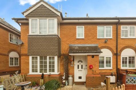 2 bedroom cluster house for sale