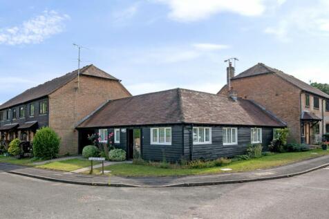 3 bedroom terraced bungalow for sale