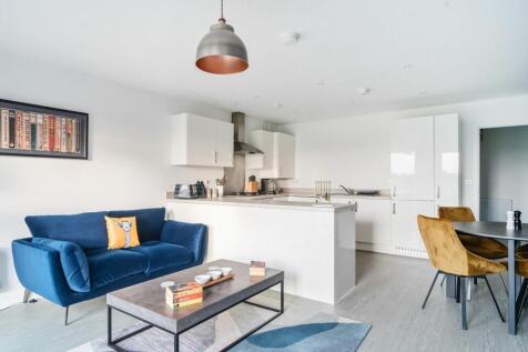 Longacres Way, Longacre House... 2 bed flat for sale