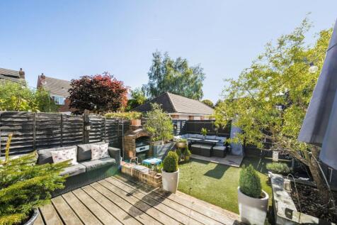 Caspian Close, Fishbourne, PO18 3 bed terraced house for sale