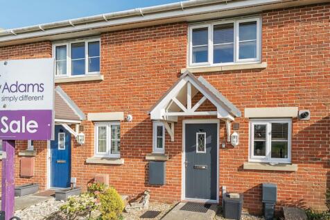 Middleton Close, Bracklesham Bay, PO20 2 bed terraced house for sale