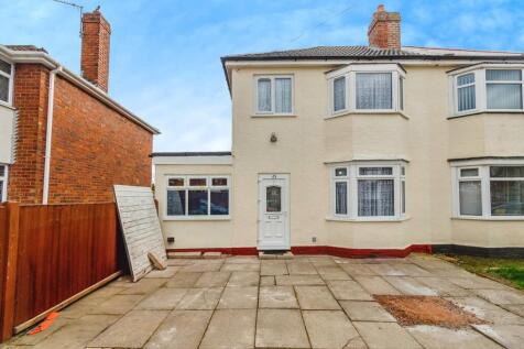 5 bedroom semi-detached house for sale
