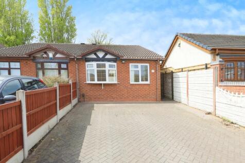 2 bedroom semi-detached bungalow for sale