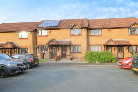 2 bedroom terraced house for sale