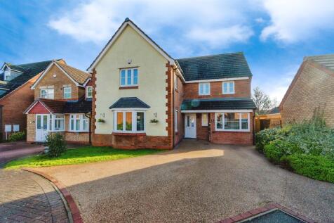 5 bedroom detached house for sale